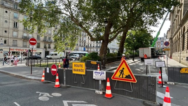 Dispositif complet de sécurisation de chantier Mojo Signal au Collège de France